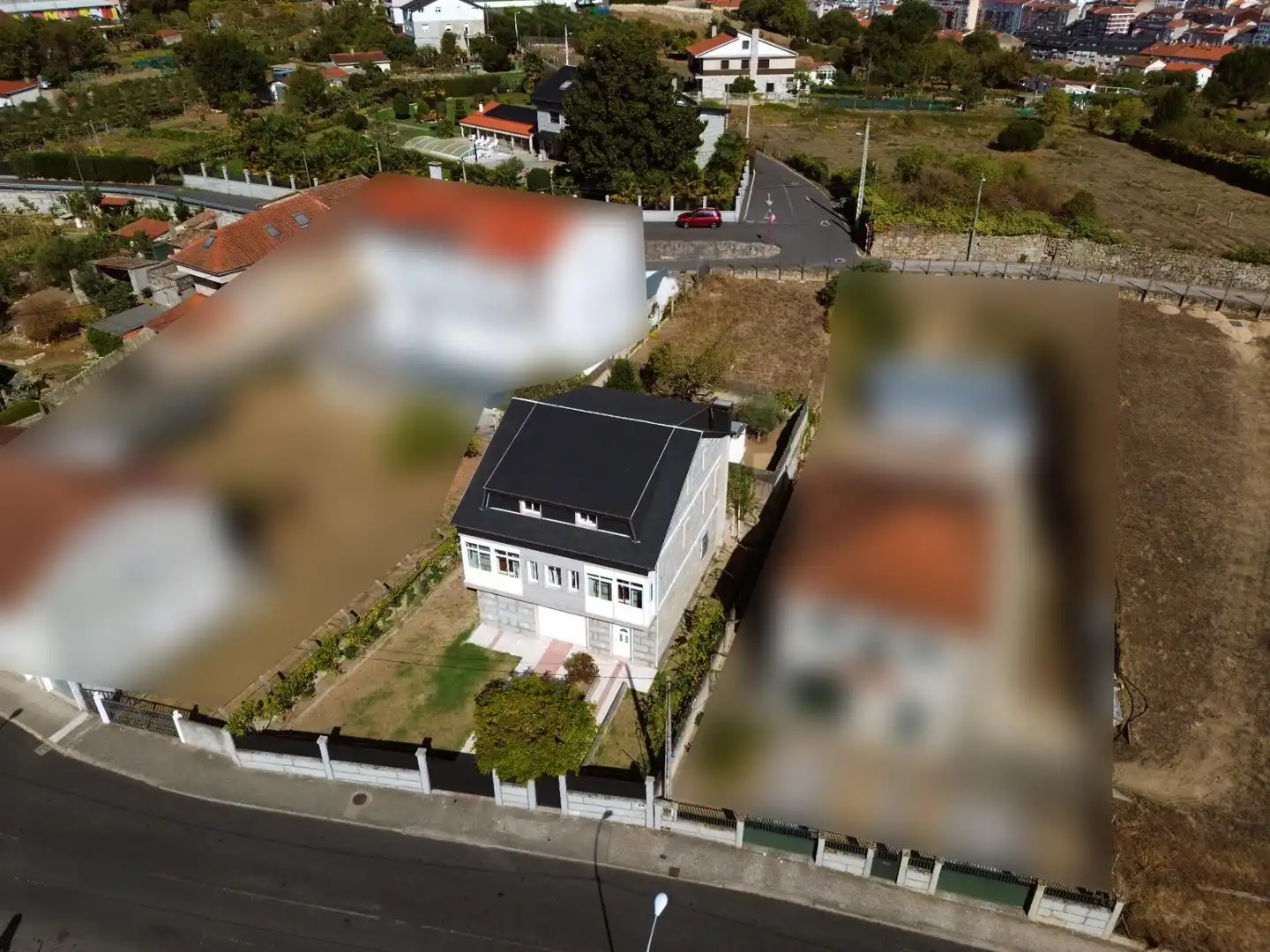 Vista exterior de Casa o chalet en venta en Ourense Capital  con Calefacción, Jardín privado y Balcón