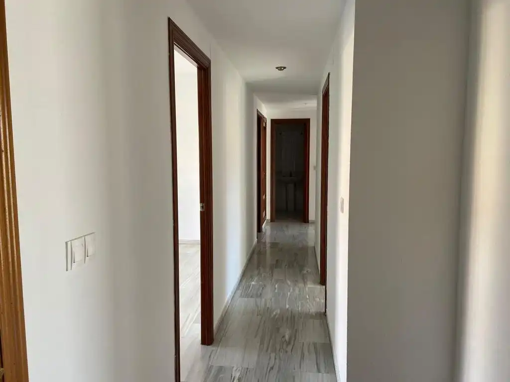 Flat for rent in Granada  with Heating, Private garden and Community pool