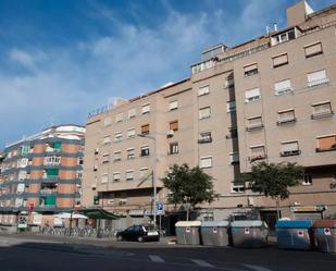 Exterior view of Flat for sale in L'Hospitalet de Llobregat  with Terrace