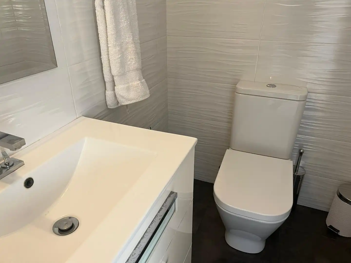 Bathroom of Attic for rent in Marbella  with Air Conditioner, Terrace and Swimming Pool