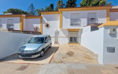 Exterior view of Single-family semi-detached to rent in San Roque