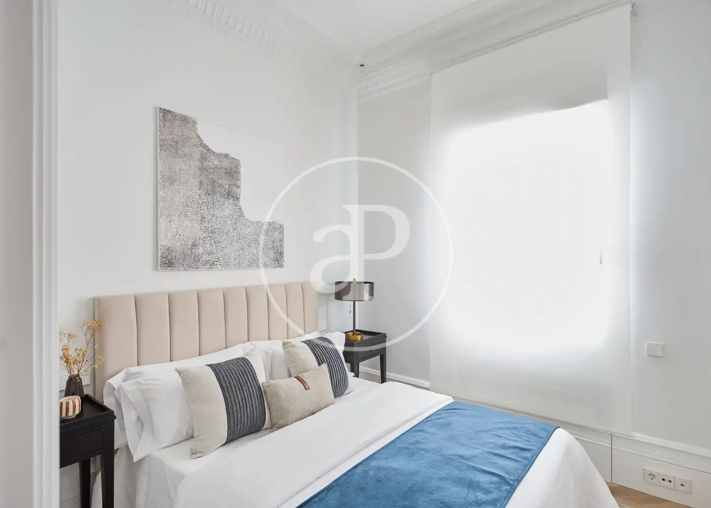 Bedroom of Flat for sale in Madrid  with Air Conditioner, Heating and Balcony