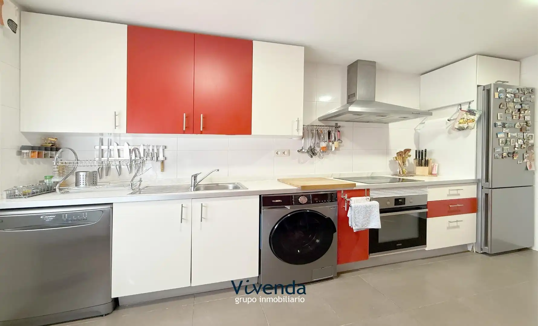 Cocina de Casa adosada en venta en Cedillo del Condado con Calefacción, Terraza y Trastero