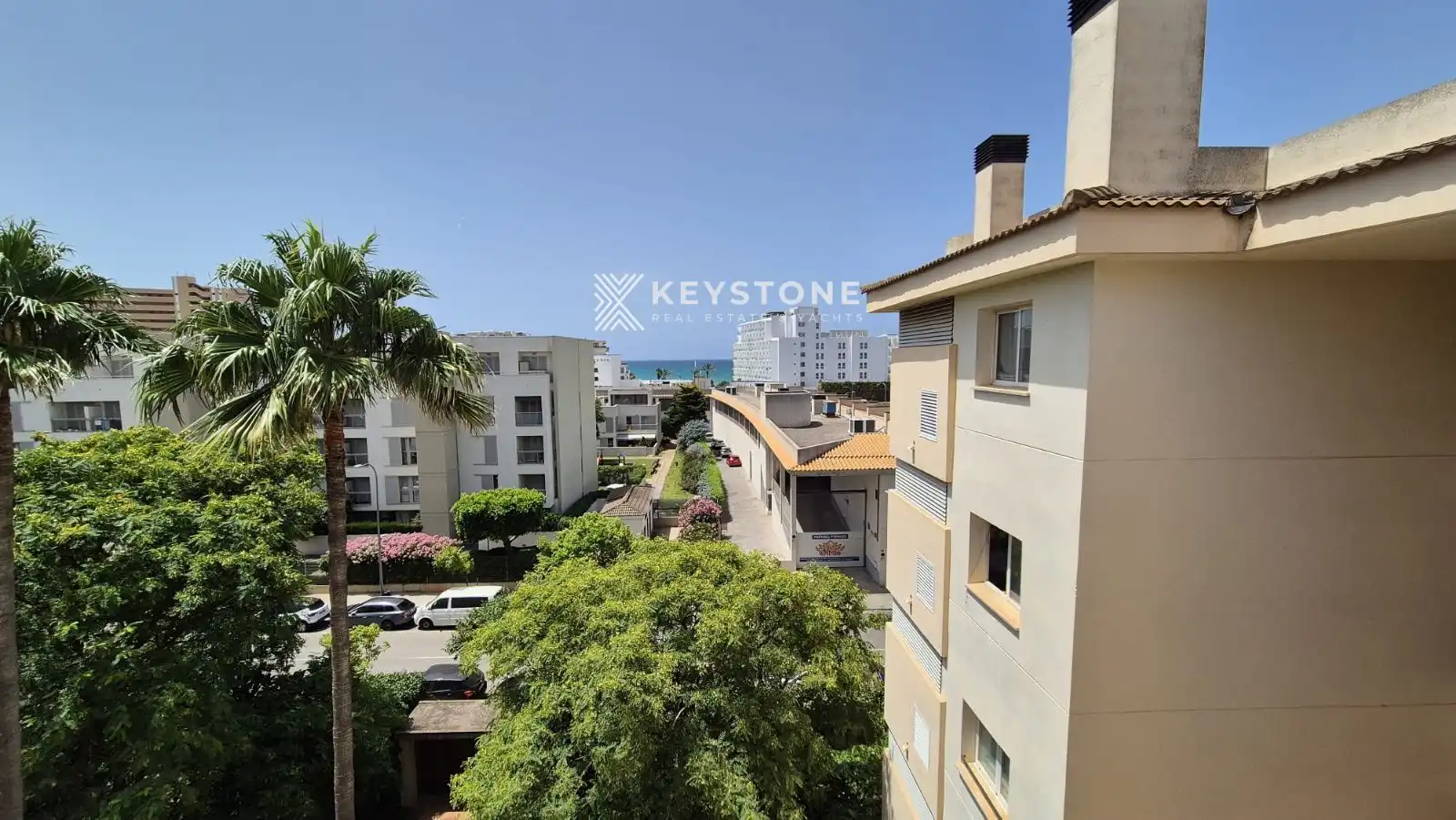 Außenansicht von Dachboden zur Miete in  Palma de Mallorca mit Klimaanlage, Terrasse und Schwimmbad