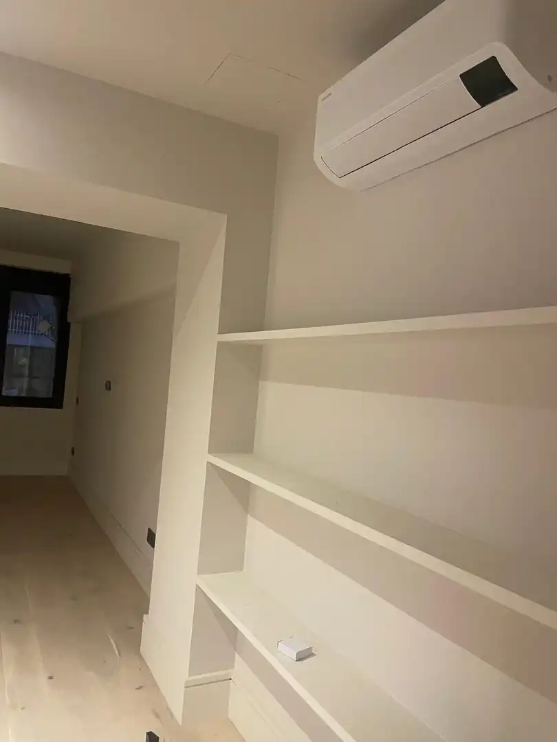 Office for sale in Barcelona  with Air Conditioner and Heating