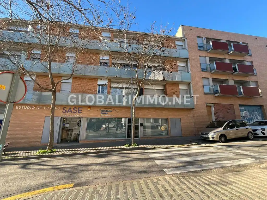 Vista exterior de Apartament en venda en Roses amb Aire condicionat, Calefacció i Moblat