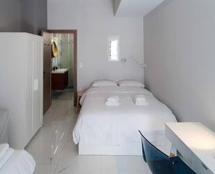 Bedroom of Flat to rent in Sitges  with Air Conditioner, Furnished and Pets allowed
