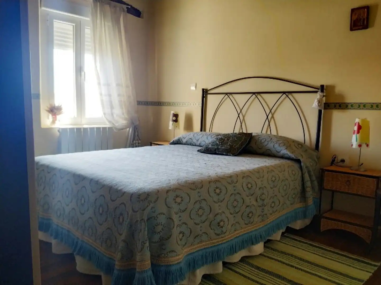 Dormitori de Casa o xalet en venda en Valle de Valdelucio amb Calefacció, Jardí privat i Parquet