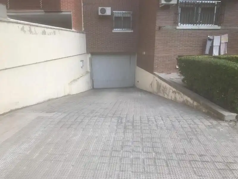 Einzelparkplatz zum Verkauf in Real De Pinto, imagen 5