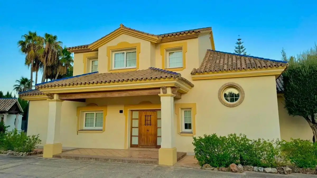 House for sale in Estepona Pueblo, imagen 2