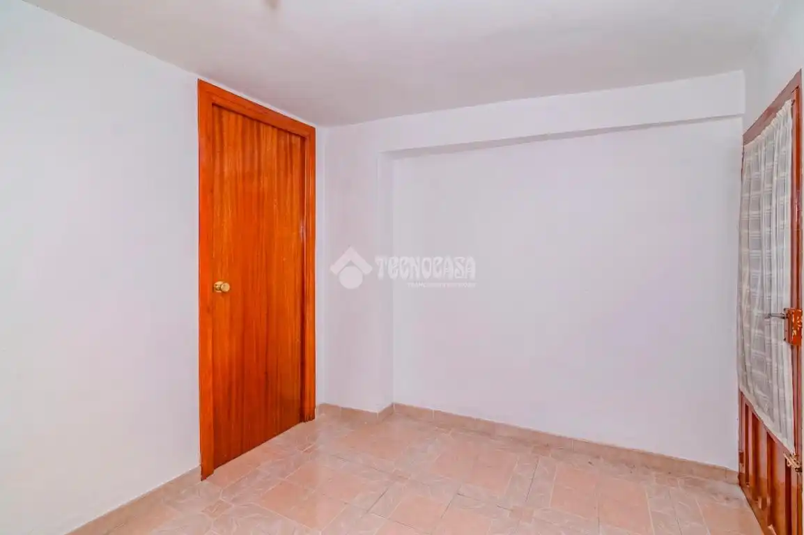 Casa adosada en venda en Loja amb Terrassa