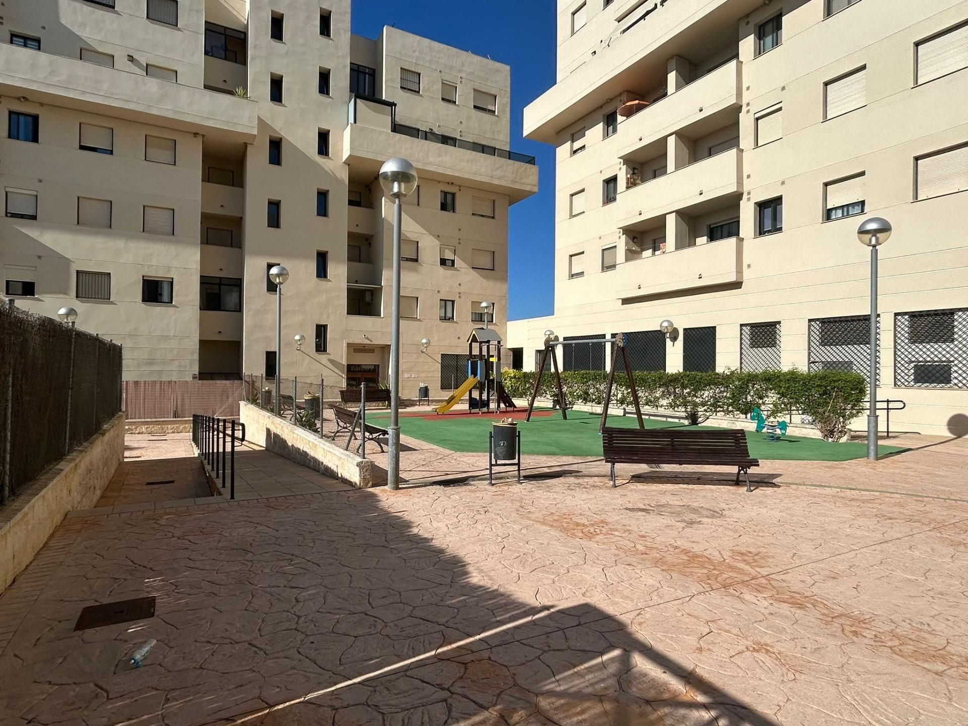 Vista exterior de Pis en venda en Jerez de la Frontera amb Jardí privat, Terrassa i Piscina comunitària