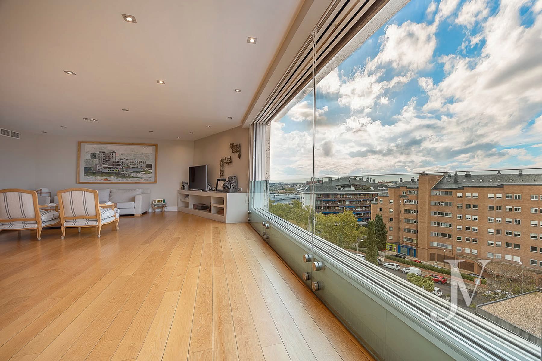 Living room of Flat for sale in  Madrid Capital  with Air Conditioner, Heating and Storage room