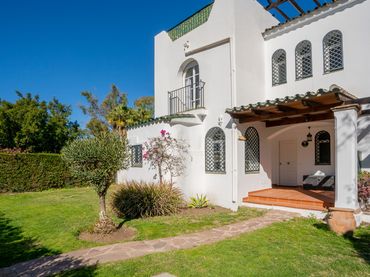Casa con piscina en venta en Marbella Centro