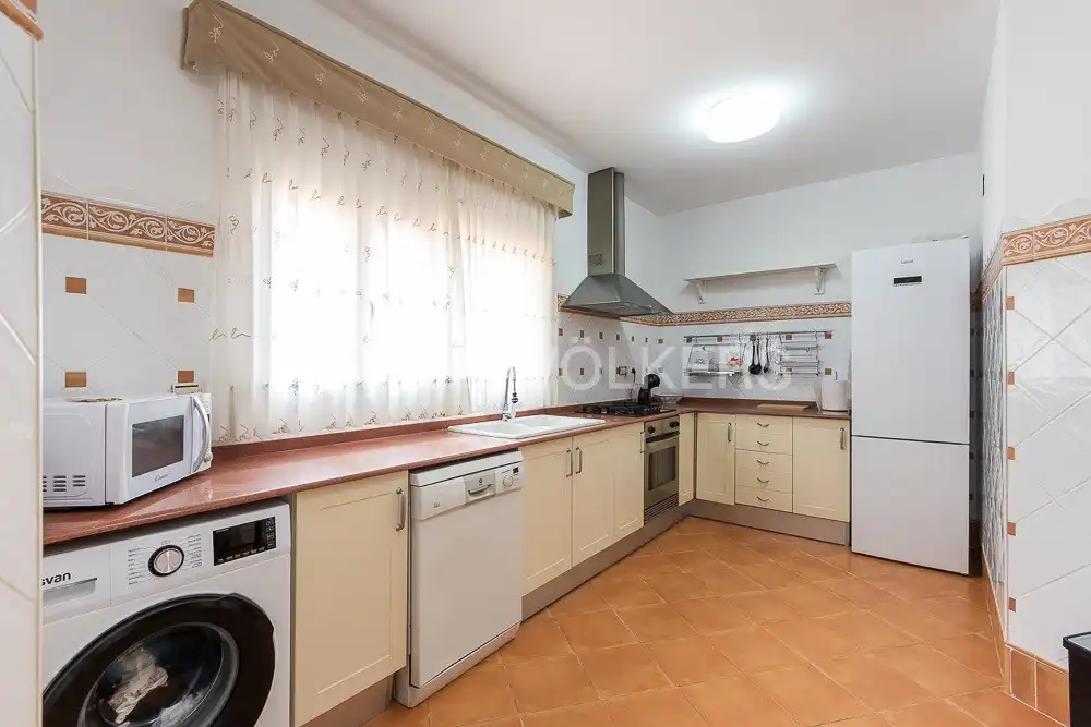 Casa con terraza en alquiler en Casco Urbano, imagen 24