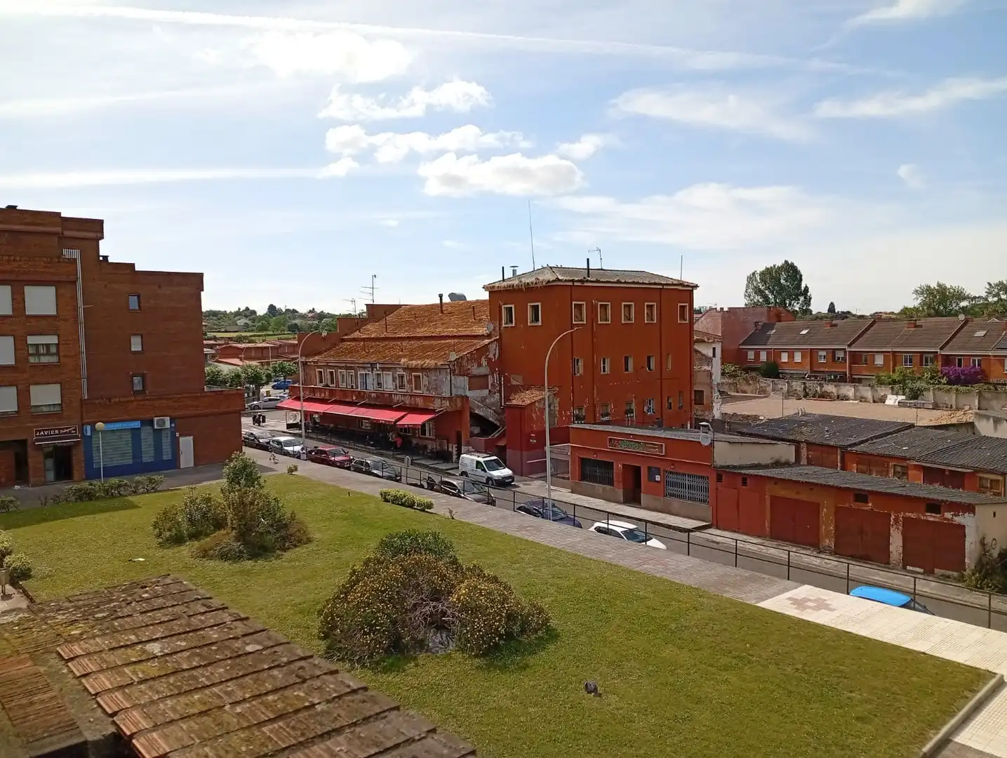 Vista exterior de Piso en venta en Gijón  con Calefacción, Parquet y Terraza