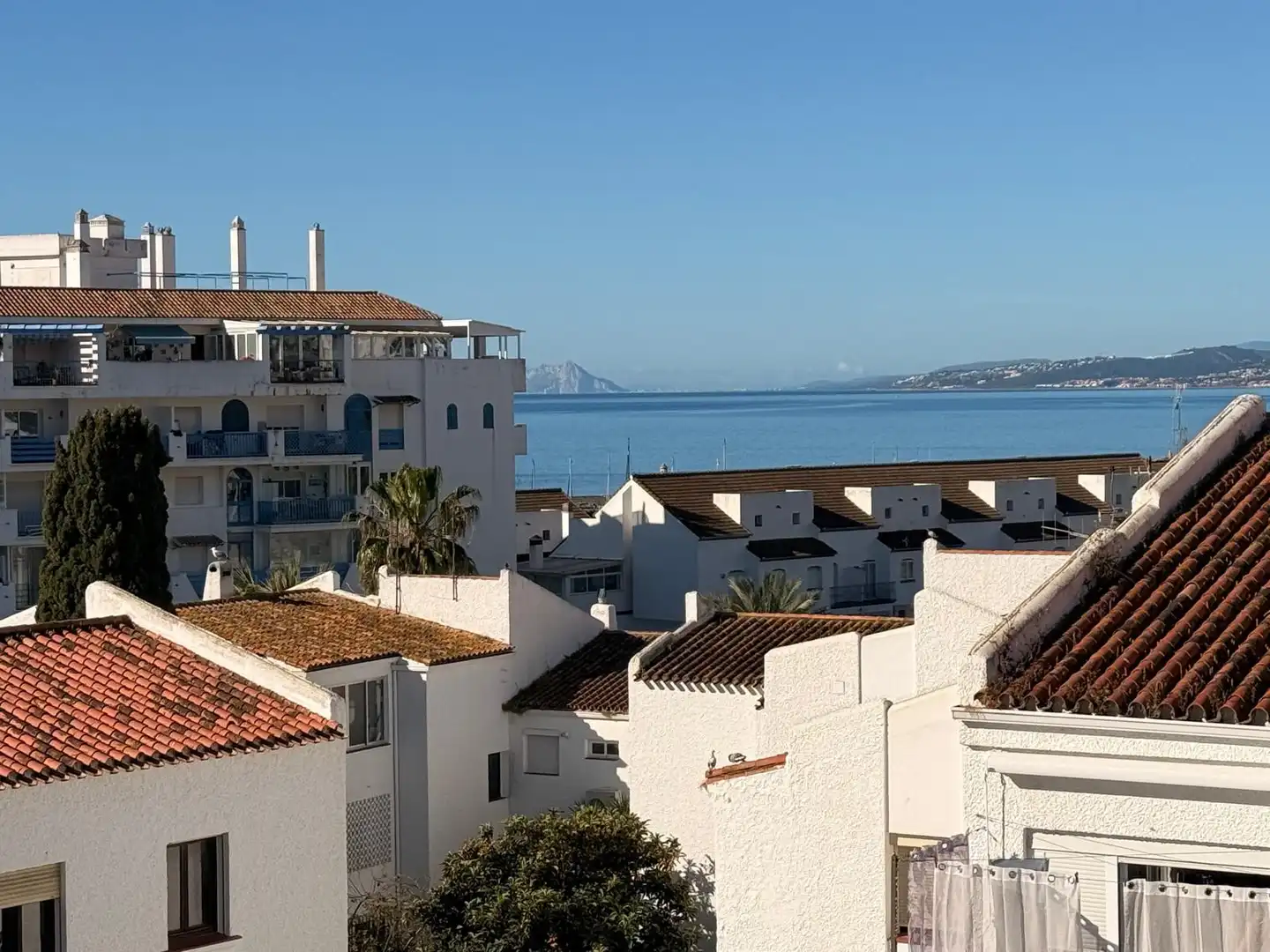 Apartments for sale in Puerto de Estepona, Estepona Pueblo