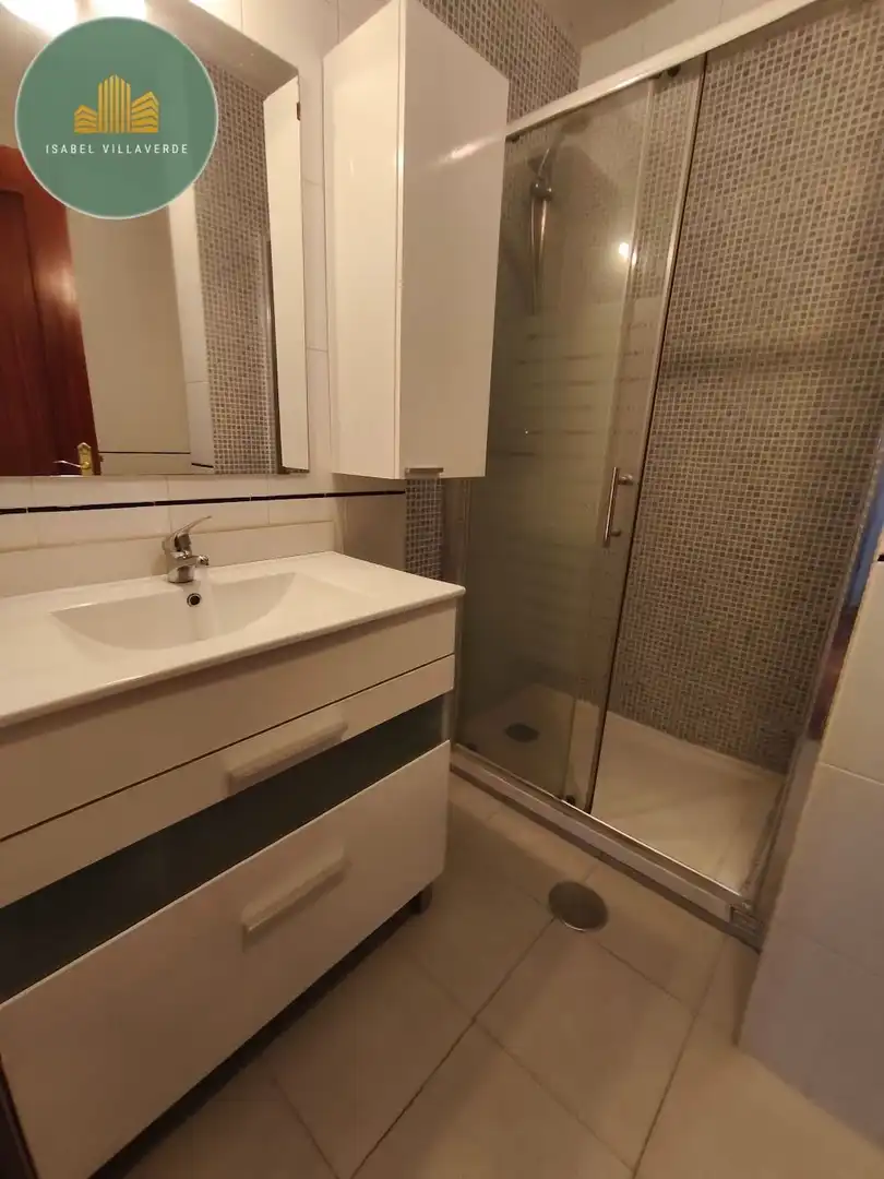 Bathroom of Apartments for sale in A Coruña Capital   with Heating and Storage room