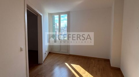 Ático reformado y soleado en finca regia de Eixample., imatge 3