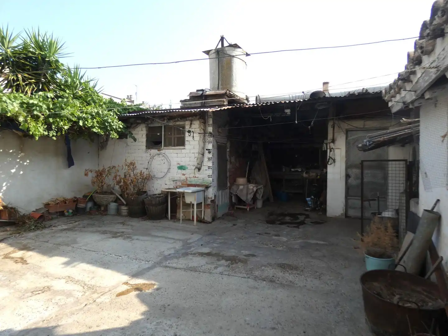 Vista exterior de Casa o xalet en venda en Zaragoza amb Aire condicionat, Calefacció i Jardí privat