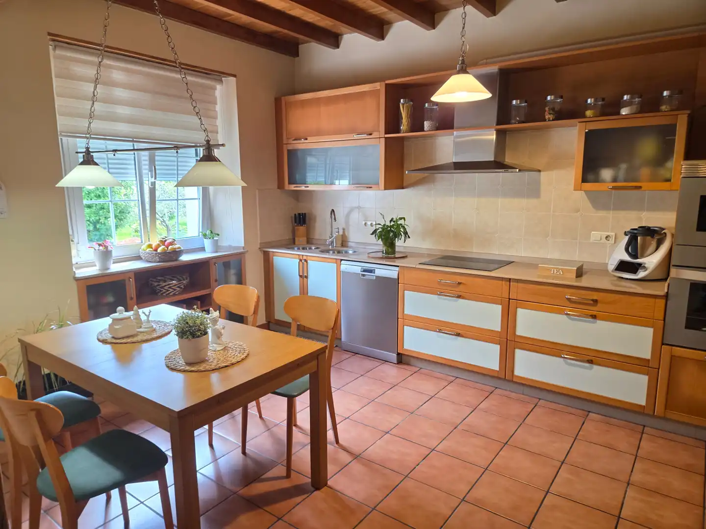 Küche von Haus oder Chalet zum Verkauf in Alfoz mit Heizung, Privatgarten und Abstellraum