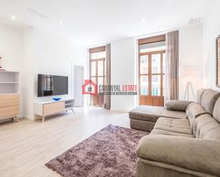 Living room of Flat to rent in  Valencia Capital  with Air Conditioner, Furnished and Balcony