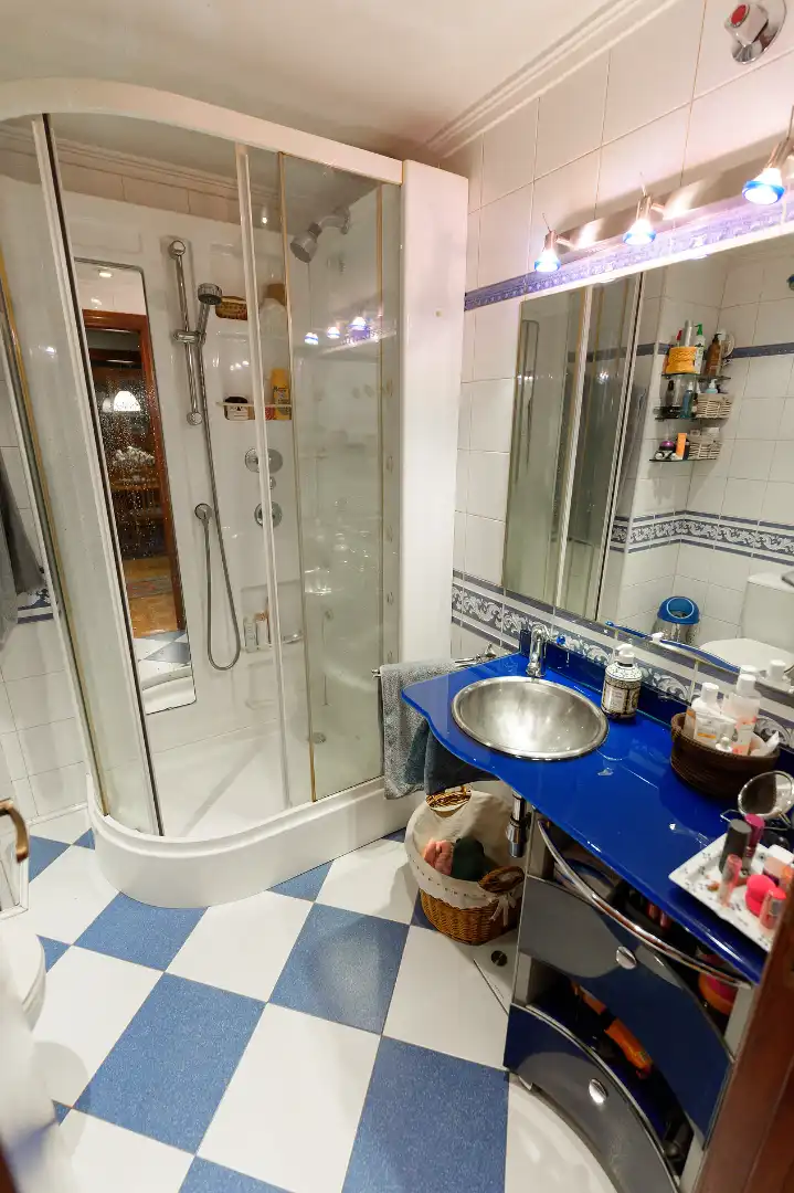 Flat for sale in Abendaño Kalea, San Martín