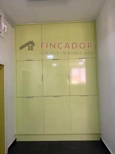 Habitación de Casa adosada en venta en Barcelona con Aire acondicionado, Calefacción y Parquet
