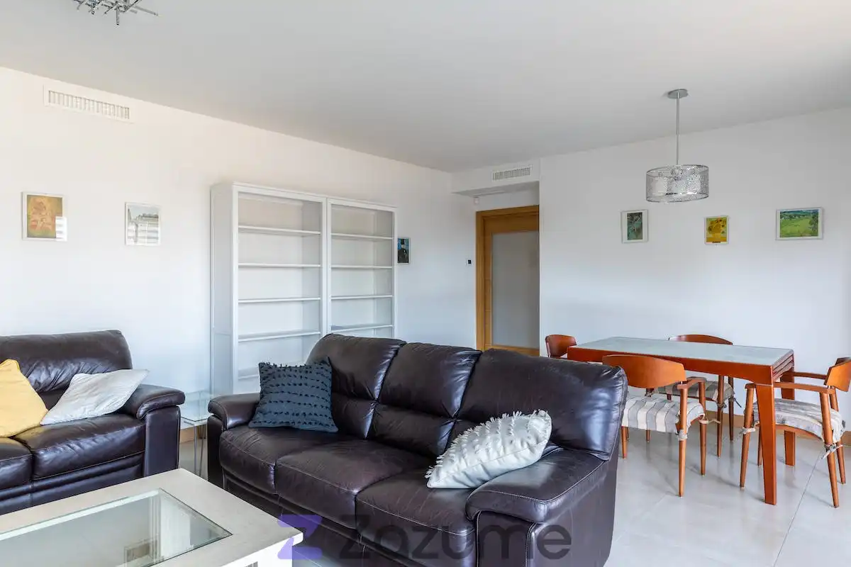 Living room of Flat for rent in Madrid  with Air Conditioner, Private garden and Terrace