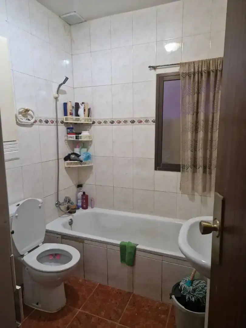 Bany de Casa adosada en venda en Atarfe amb Balcó