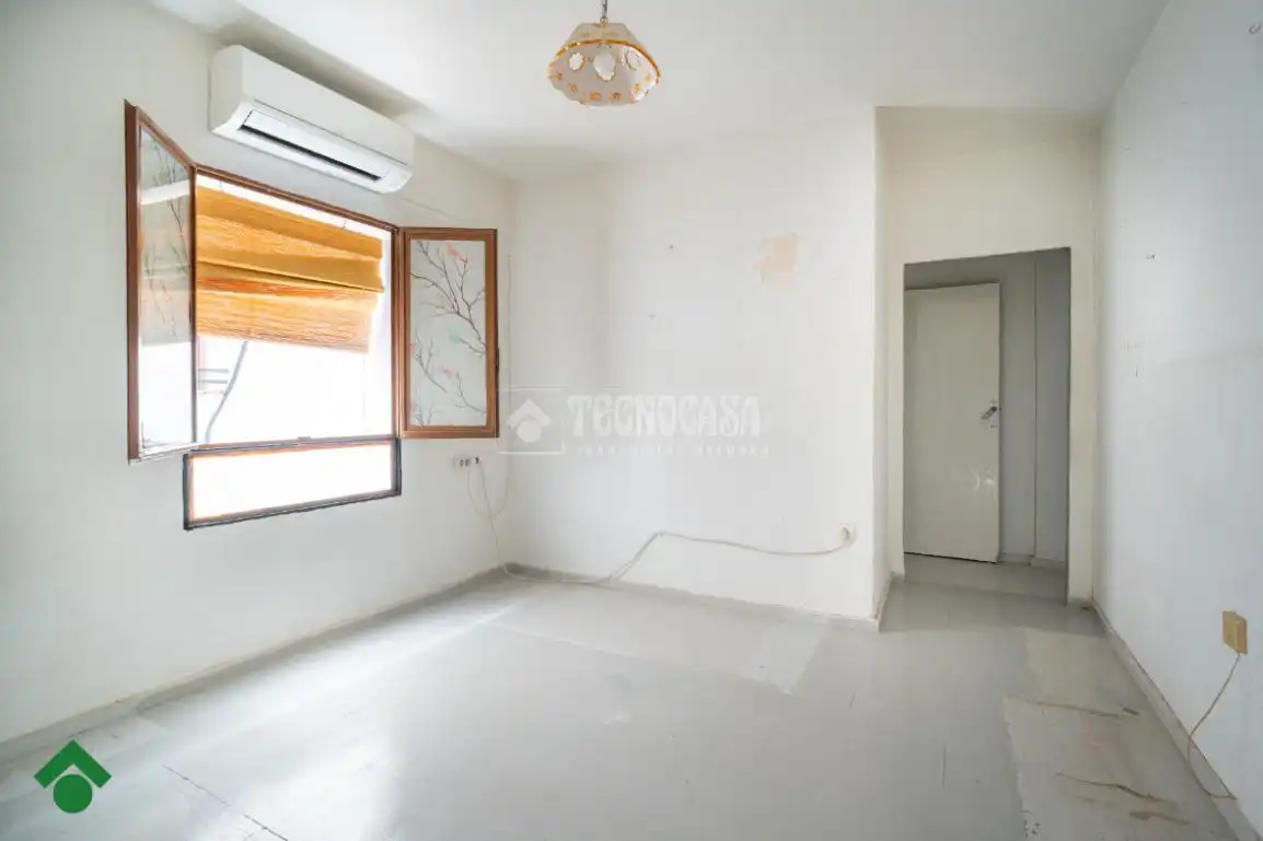 Flat for sale in Córdoba  with Air Conditioner and Balcony