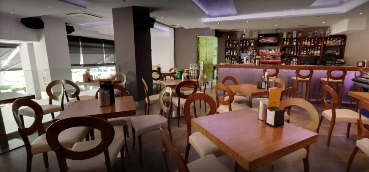 Business premises for transfer in Calle Italia, imagen 8