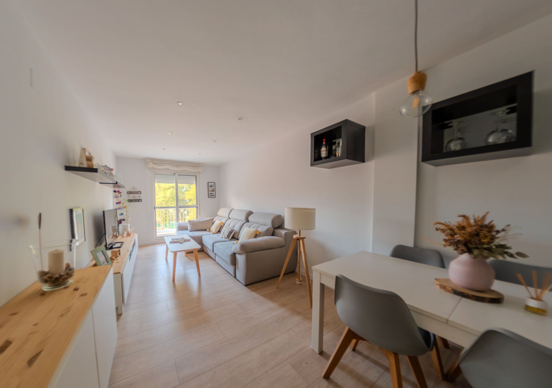 Living room of Flat for sale in  Murcia Capital  with Storage room and Furnished