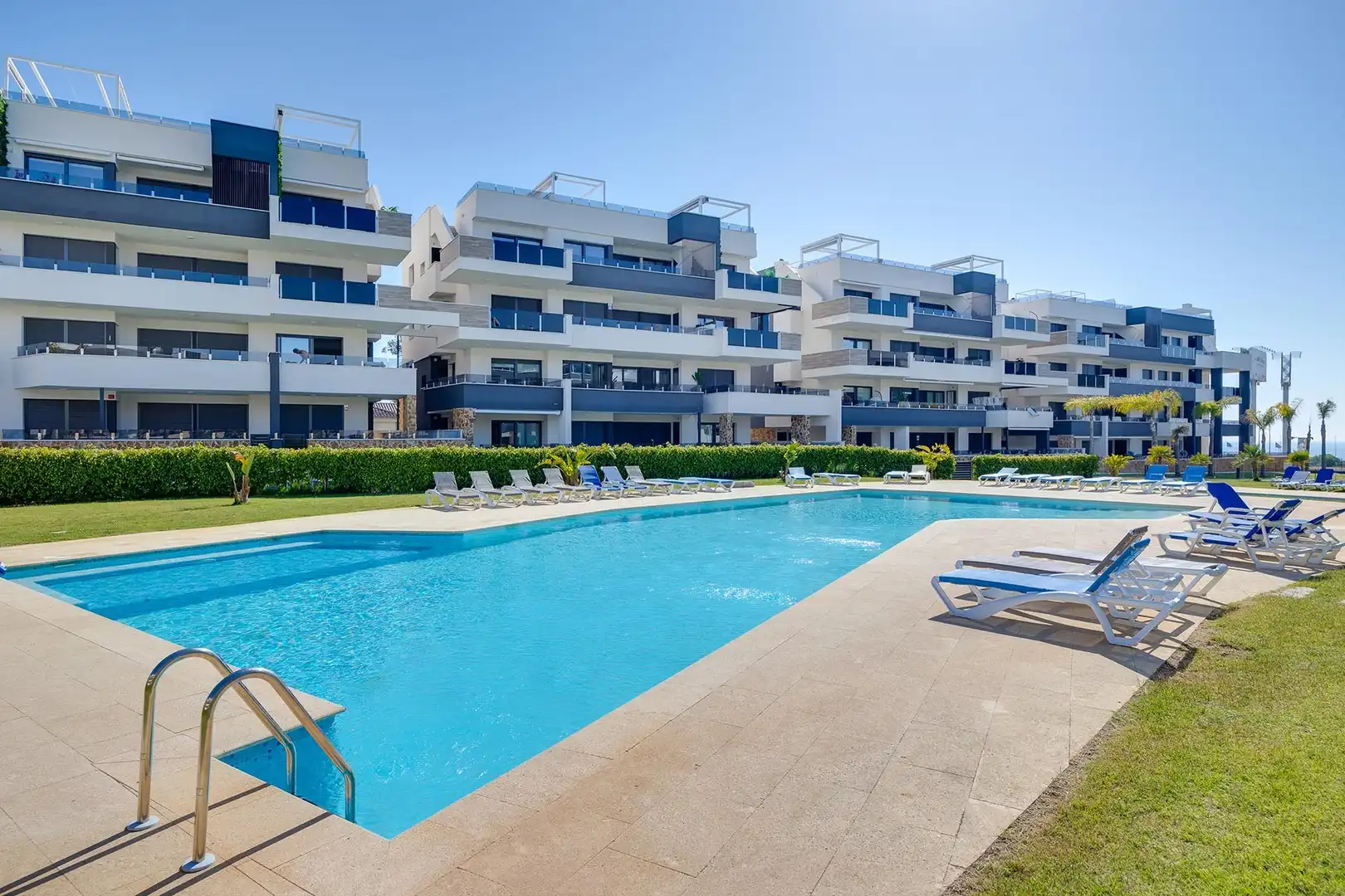 Apartament amb piscina en venda a Orihuela Costa, imagen 3