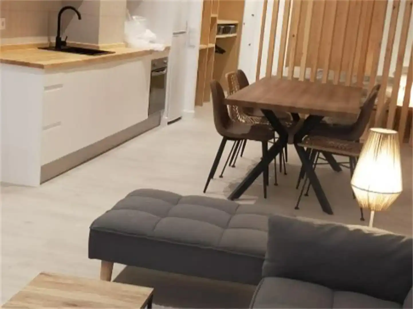 Sala d'estar de Loft de lloguer en Madrid amb Aire condicionat i Moblat
