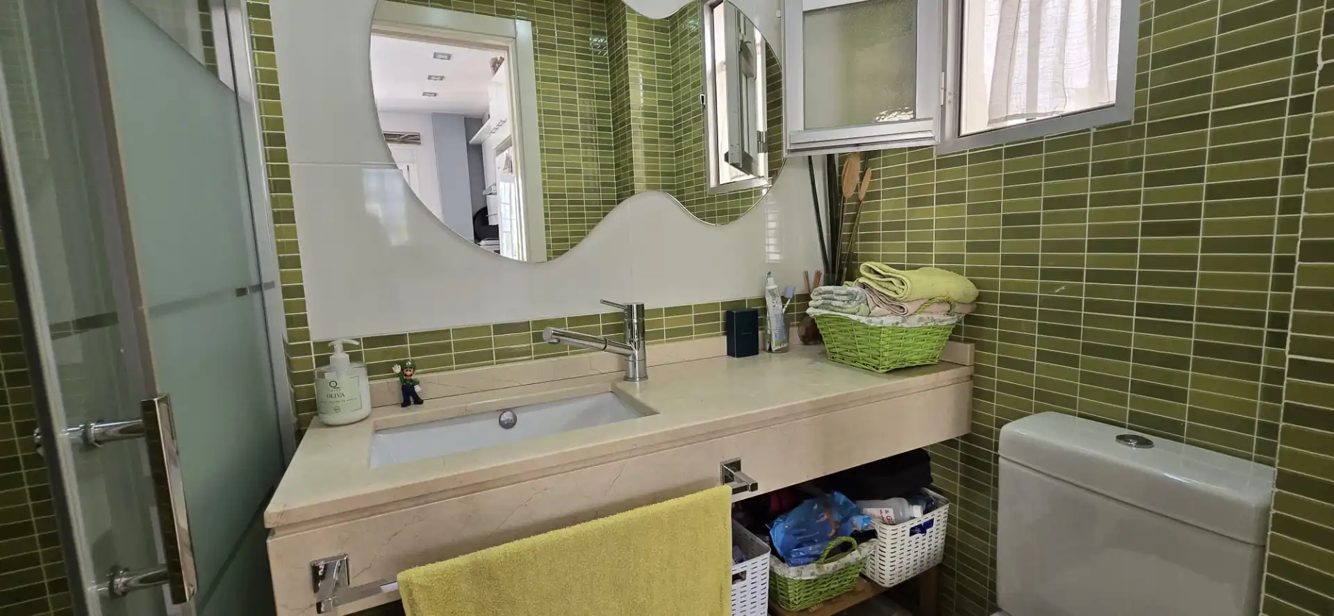 Baño de Apartamento en venta en El Portil con Aire acondicionado, Piscina y Amueblado