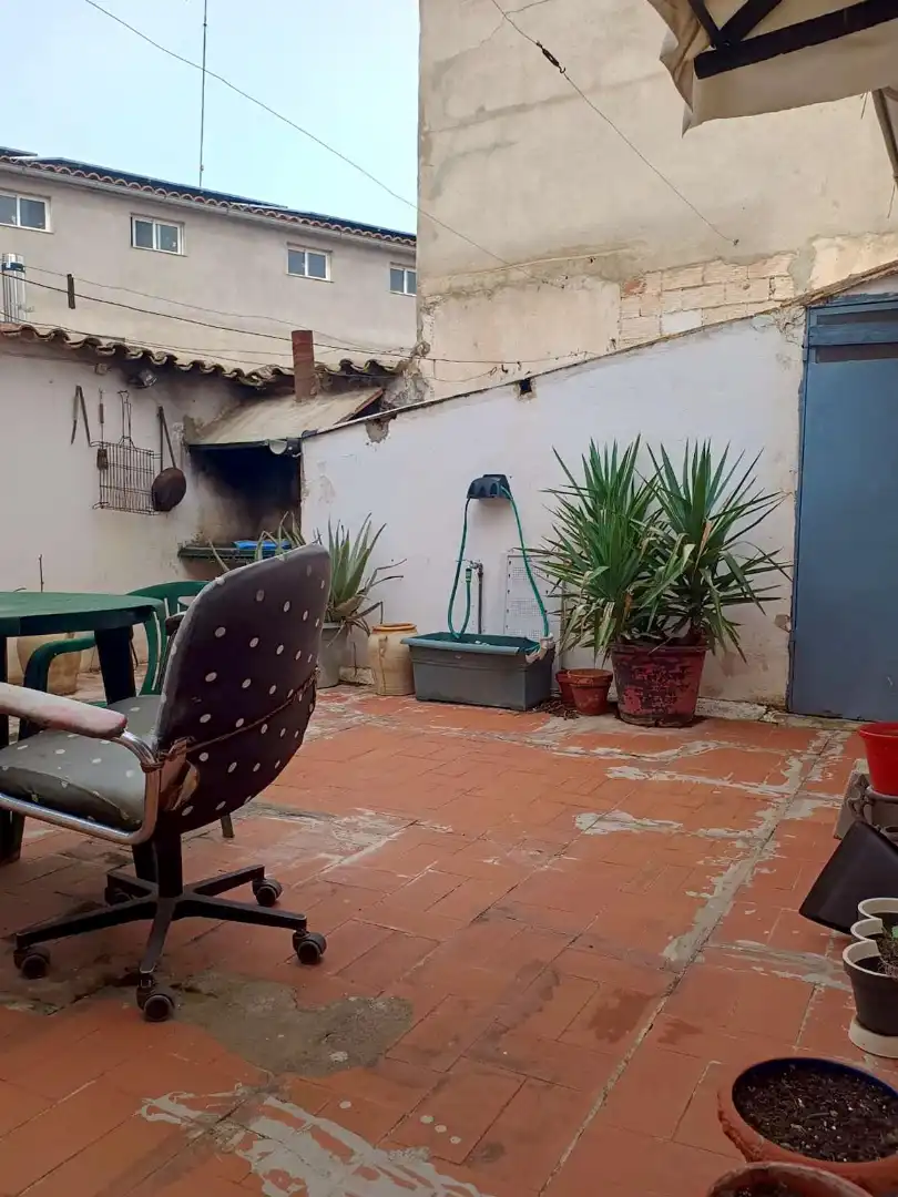Terrassa de Casa o xalet en venda en Venta del Moro amb Terrassa, Traster i Moblat