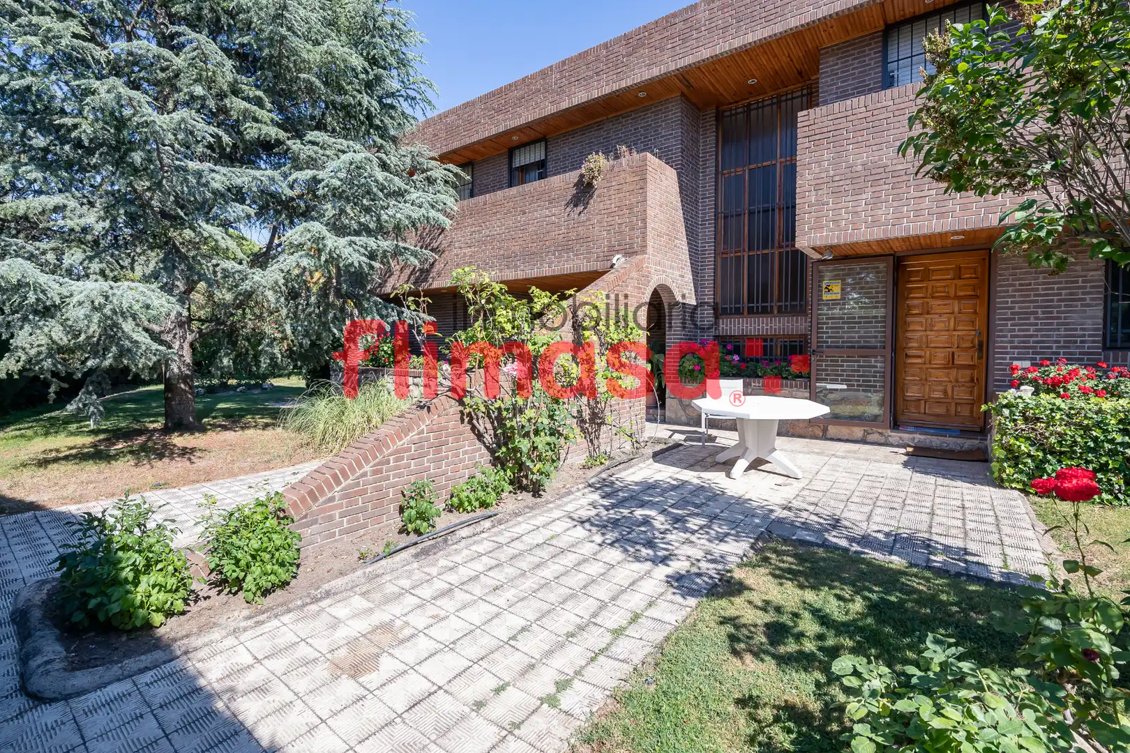 Exterior view of Houses for sale in Villaviciosa de Odón  with Heating, Private garden and Terrace