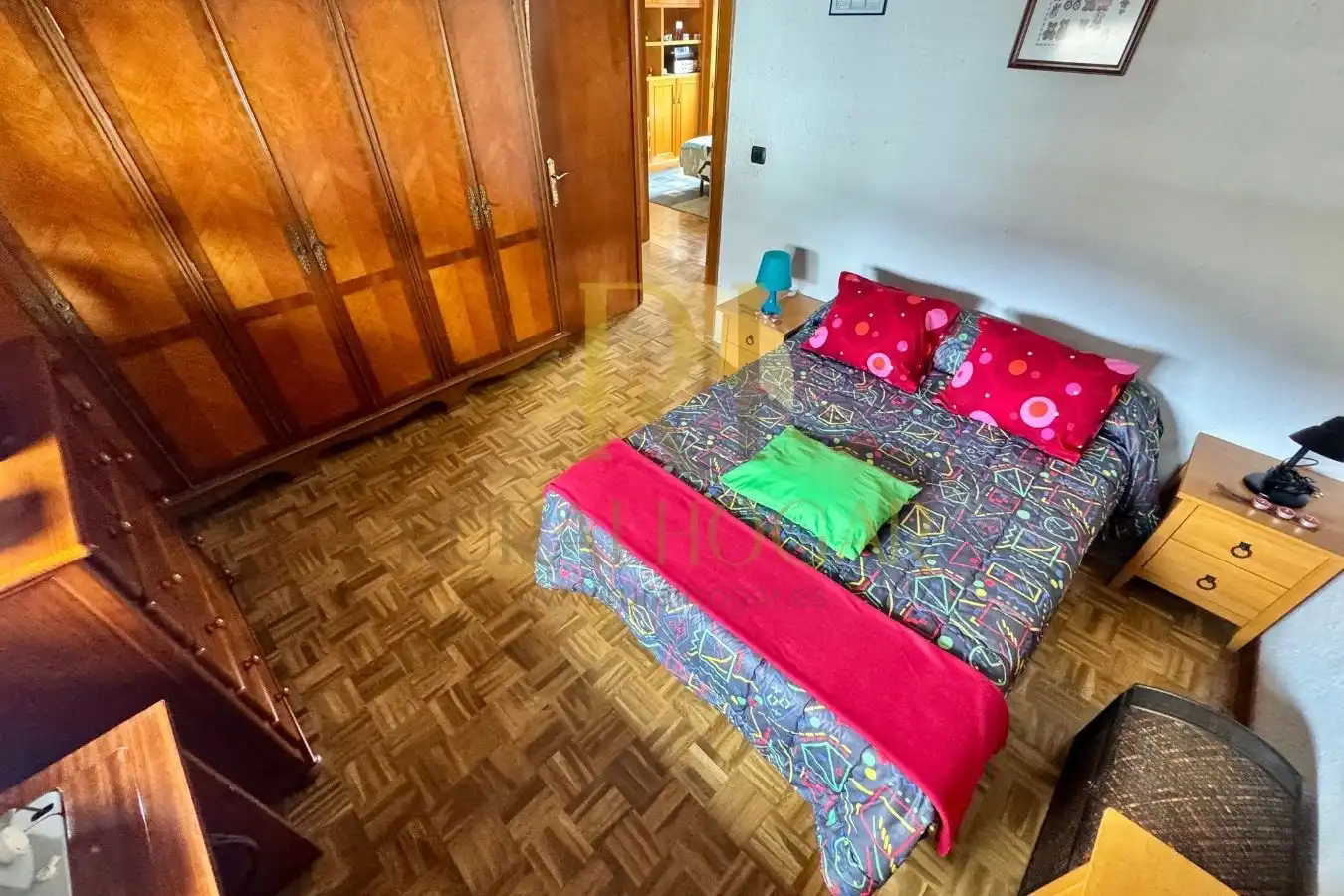 Bedroom of Commercial properties for sale in Villamanín  with Heating, Terrace and Furnished