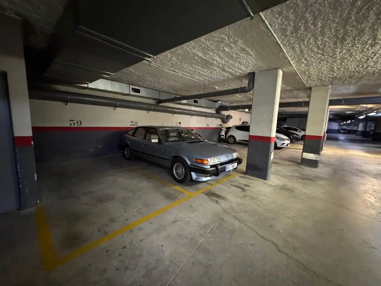 Parkplatz zum Verkauf in Carrer Amadeu Vives