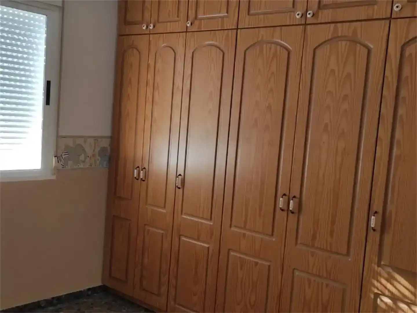 Habitación de Dúplex en venta en Hellín con Aire acondicionado, Horno y Balcón