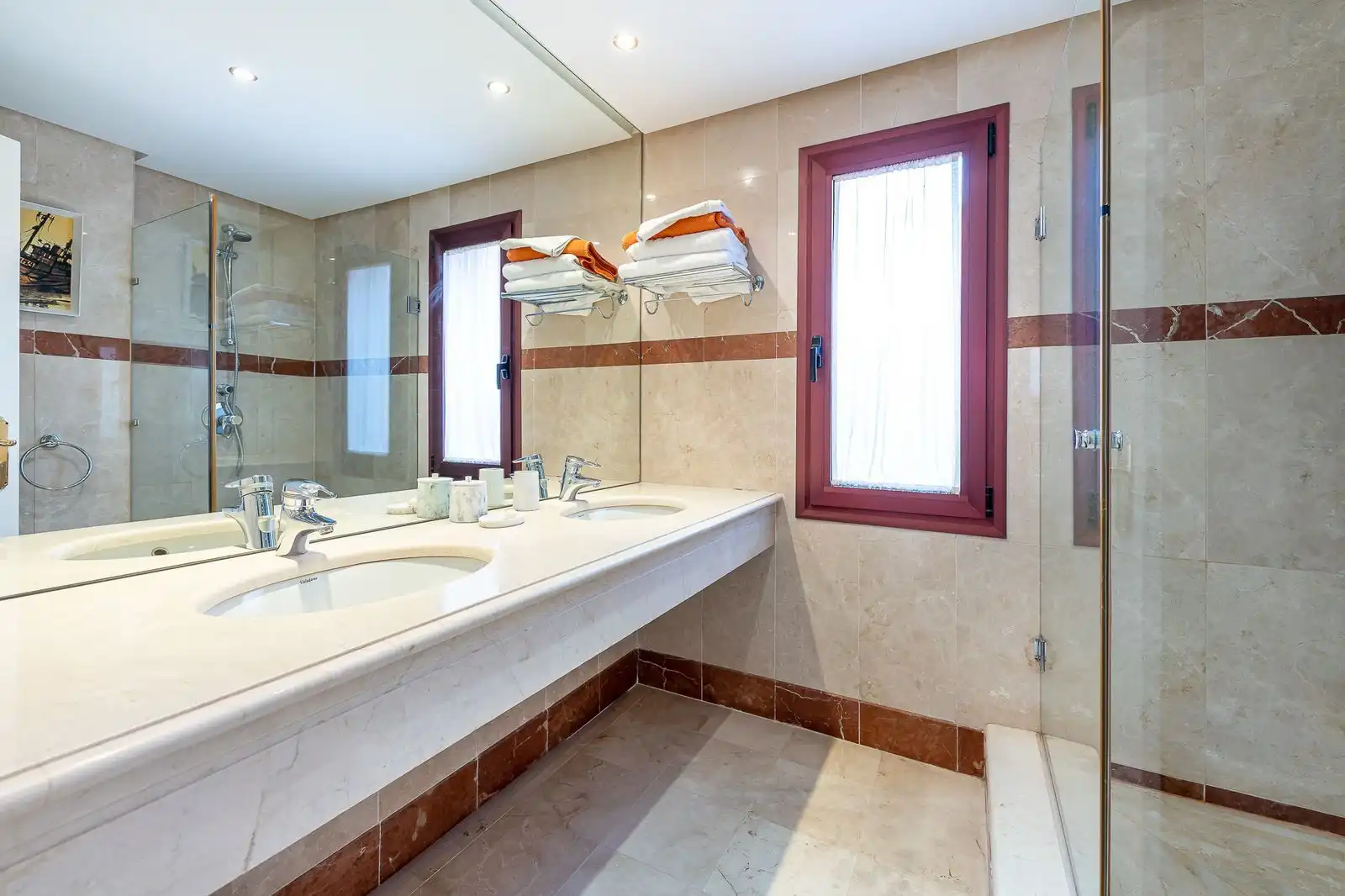 Badezimmer von Maisonette zum Verkauf in Estepona mit Klimaanlage, Terrasse und Möbliert