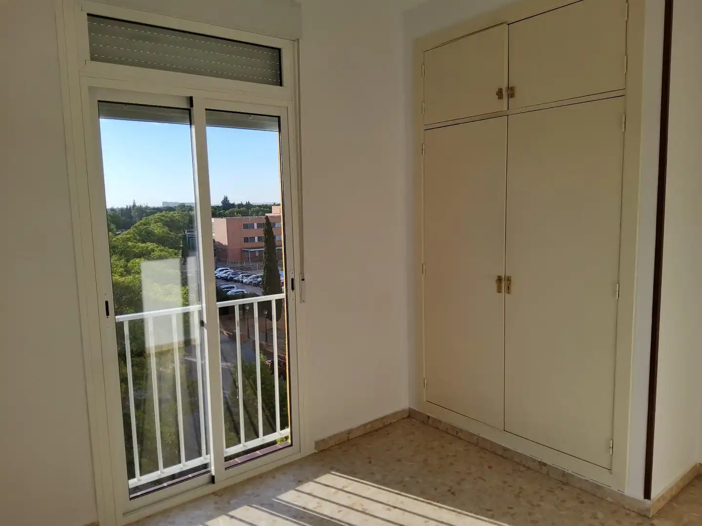 Wohnung zur Miete in Urbadiez - Entrepuentes