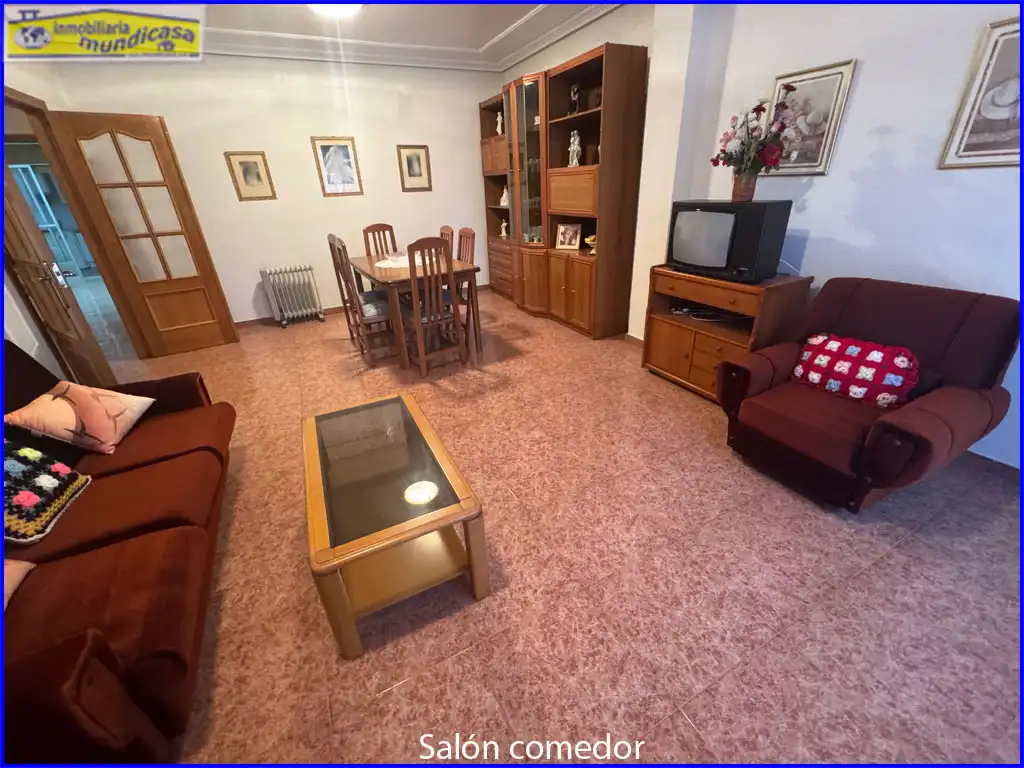Casa amb terrassa en venda a Calle de Campoamor, imagen 4