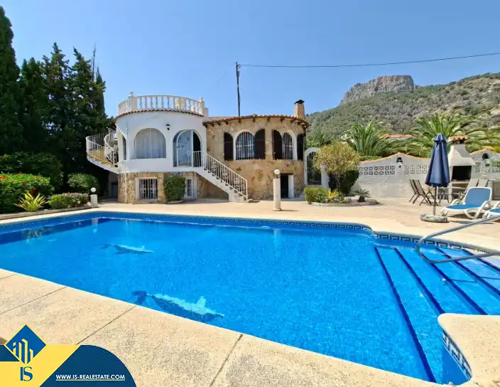 Chalet con piscina en venta en Canuta, imagen 3