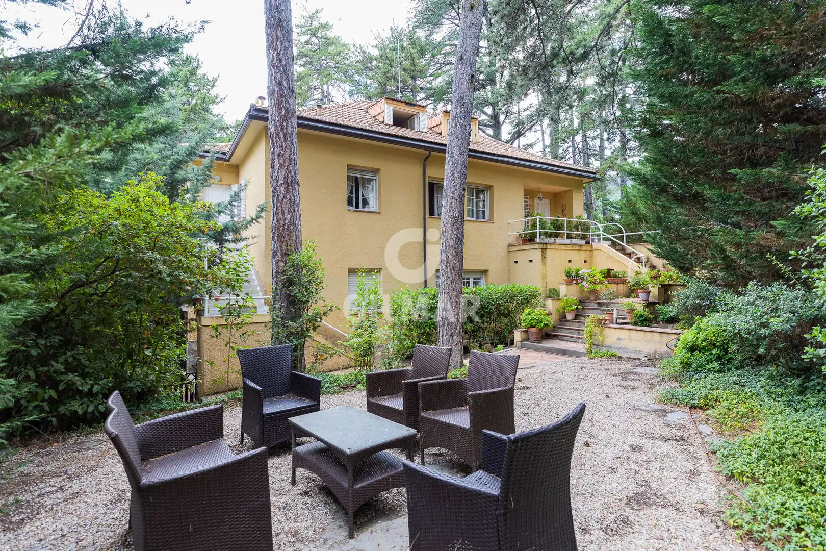 Jardí de Casa o xalet en venda en San Lorenzo de El Escorial amb Calefacció i Jardí privat