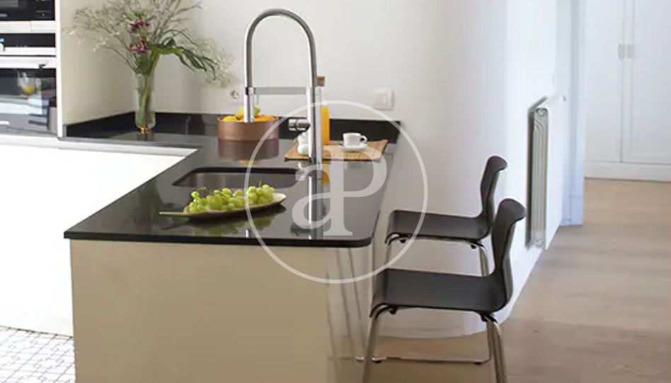 Piso de alquiler en C. de Sagasta, Justicia - Chueca - Imagen 4