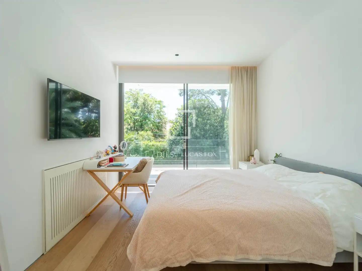 Habitación de Casa o chalet en venta en Godella con Aire acondicionado, Calefacción y Jardín privado