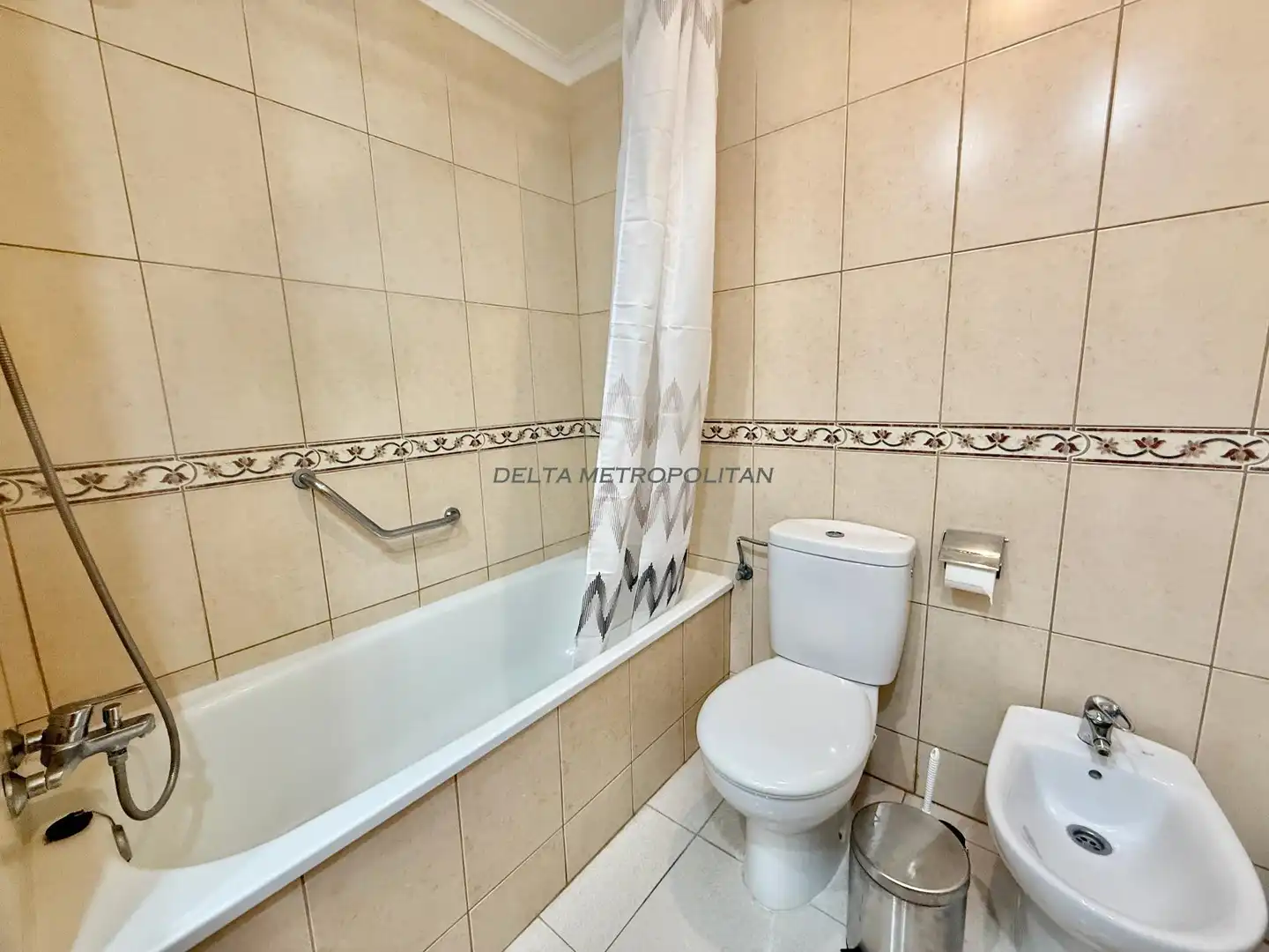 Bany de Apartament de lloguer en San Miguel de Abona amb Aire condicionat, Terrassa i Moblat