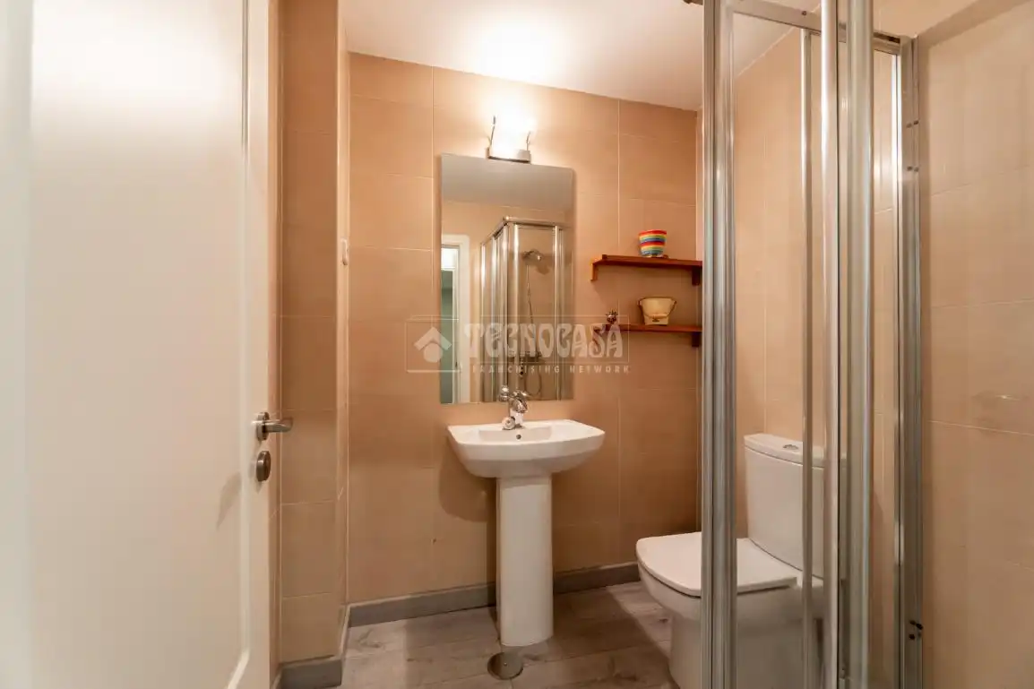 Baño de Casa adosada en venta en Torrelodones con Calefacción, Terraza y Balcón